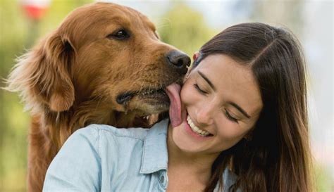 chica follando con perro